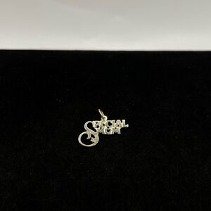 14K Yellow Gold “Special Mom” Pendant Charm